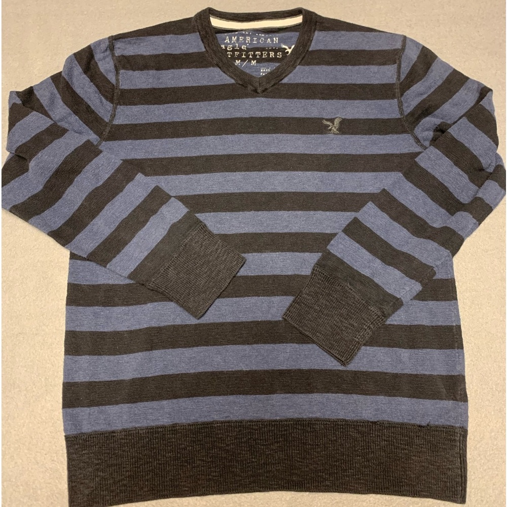 American Eagle long sleeve shirt men’s medium blue stripe cotton
